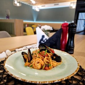 Spaghete cu fructe de mare